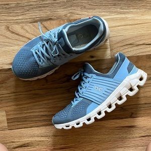 Women’s On Cloudswift Running Sneakers in Blue